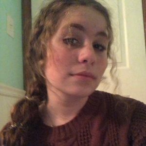 Meet your Posher, Daniella